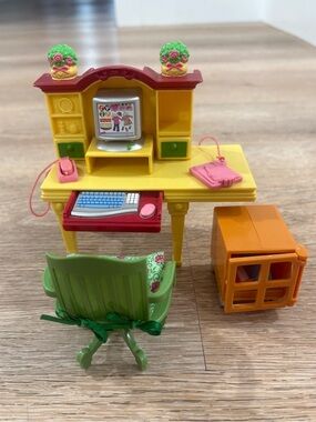 2006 Fisher Price Loving Family Home Office Computer Desk Chair Dollhouse Set